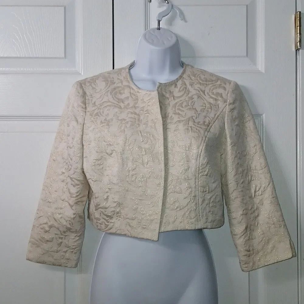 Emma James metallic cream color cropped jacket blazer formal wedding party Sz 6